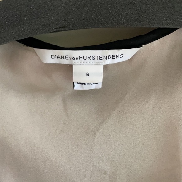 DVF SHANY BLACK LACE JUMPSUIT 6. Bought on Poshmark but it sadly does not fit. - Picture 10 of 12